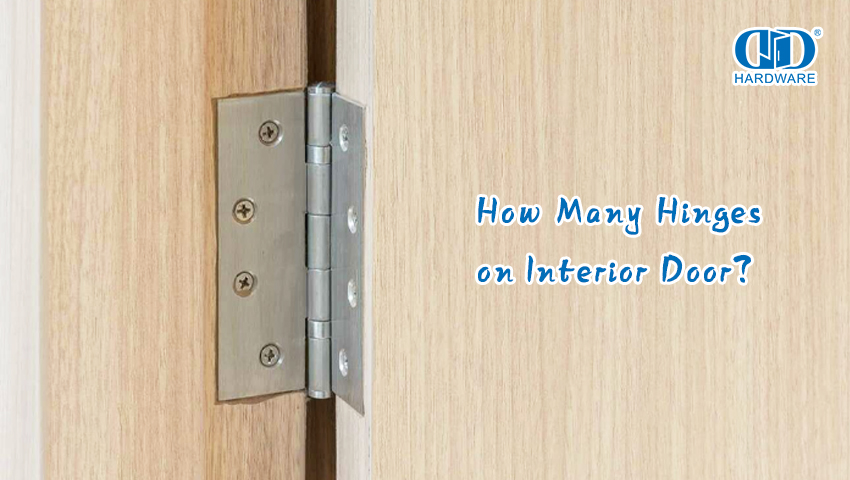 Wie viele Scharniere hat die Innentür?