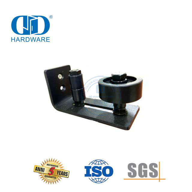China Factory Edelstahl schwarz Farbe Scheunentor-Hardware-Zubehör Türschutzführung Hardware Baubeschläge-DDBD075